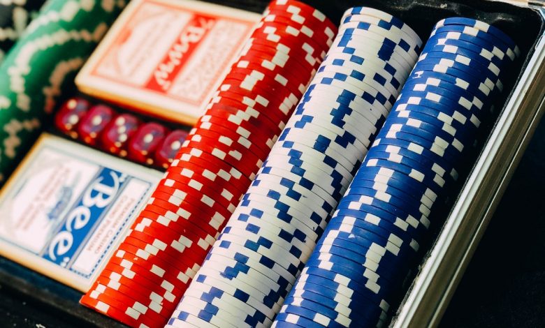 Casinos chips and cards